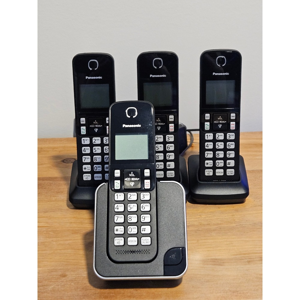 Panasonic KX-TGC384C DECT 6.0 Cordless Phone System 4 Handsets Black